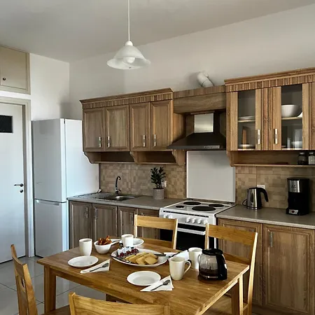 Blue * Hersonissos (Crete)